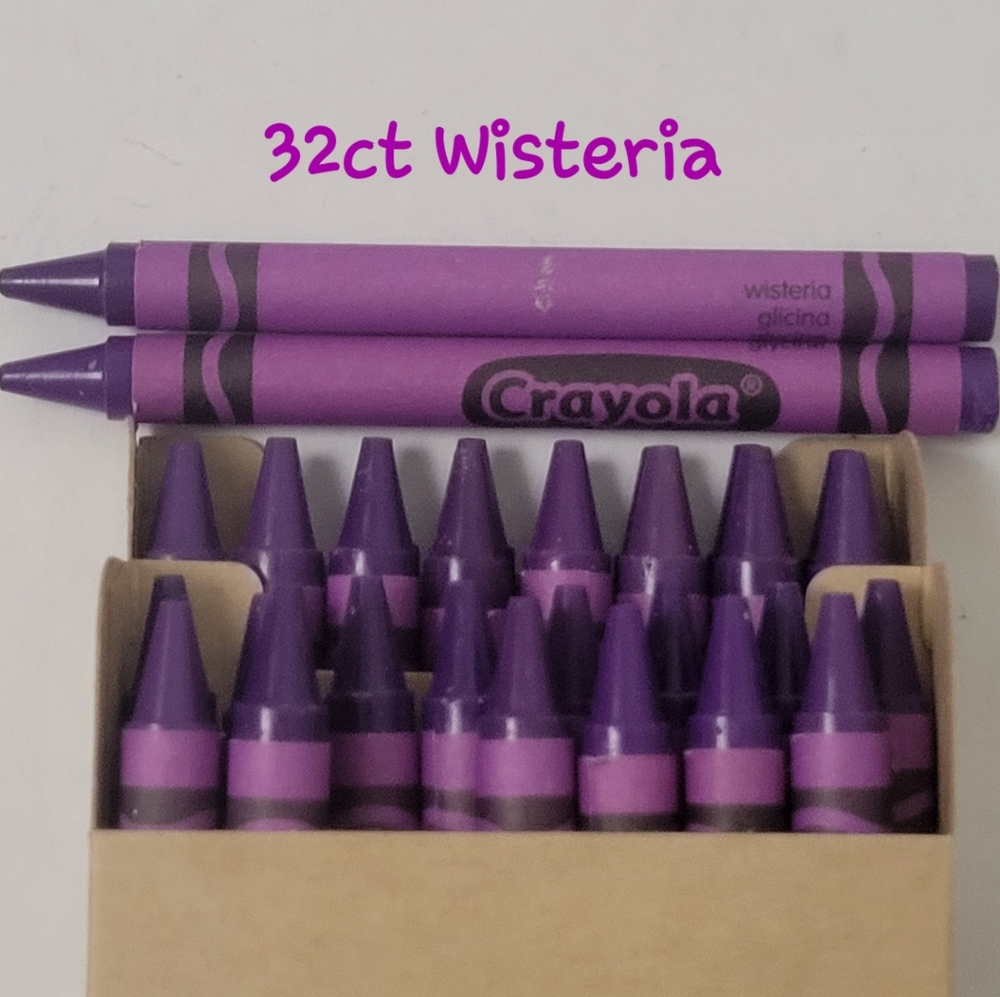 (32) Crayola Crayons (Wisteria) Single Color Bulk Lot